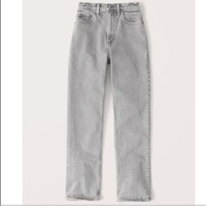 Abercrombie & Fitch The 90’s Straight Ultra High Rise